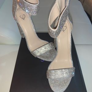 Silver studded heals